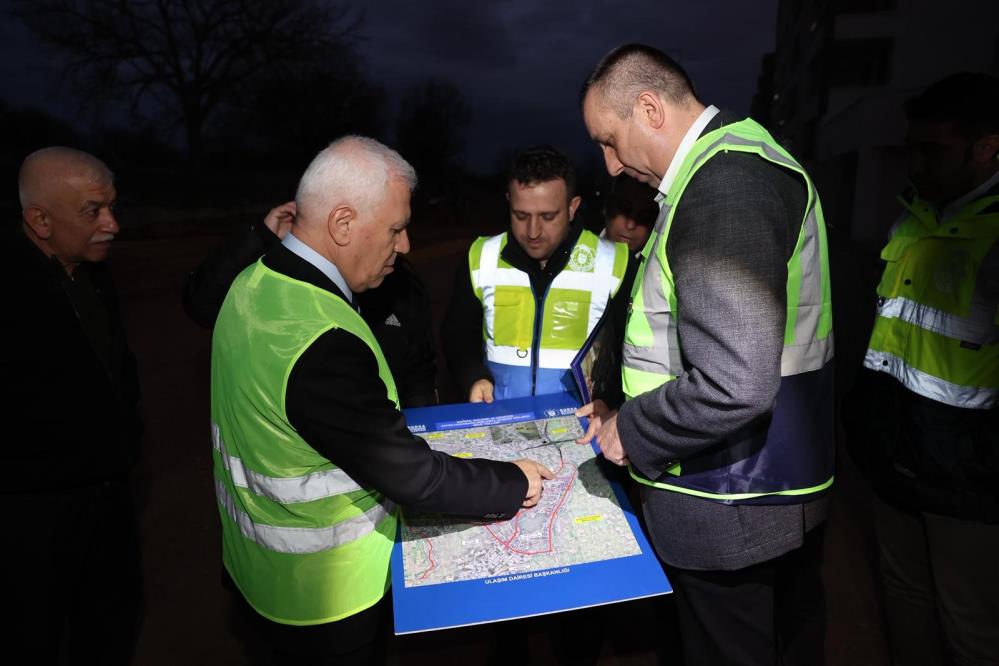 Büyükşehir Ekipleri Gece Gündüz Sahada! (1)