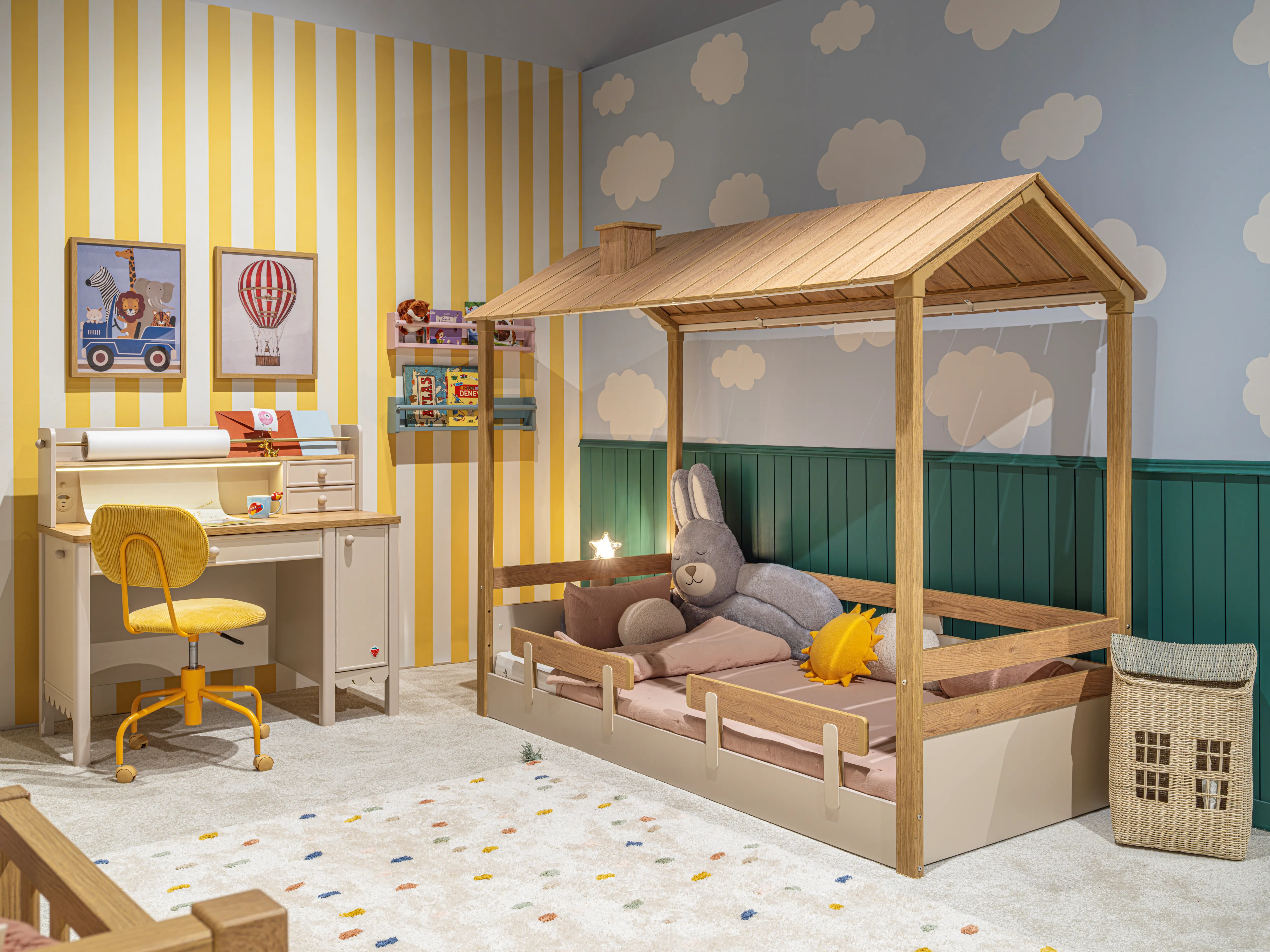 Çilek’in Tasarımları Uluslararası Fuarların Odak Noktası Oldu (3)