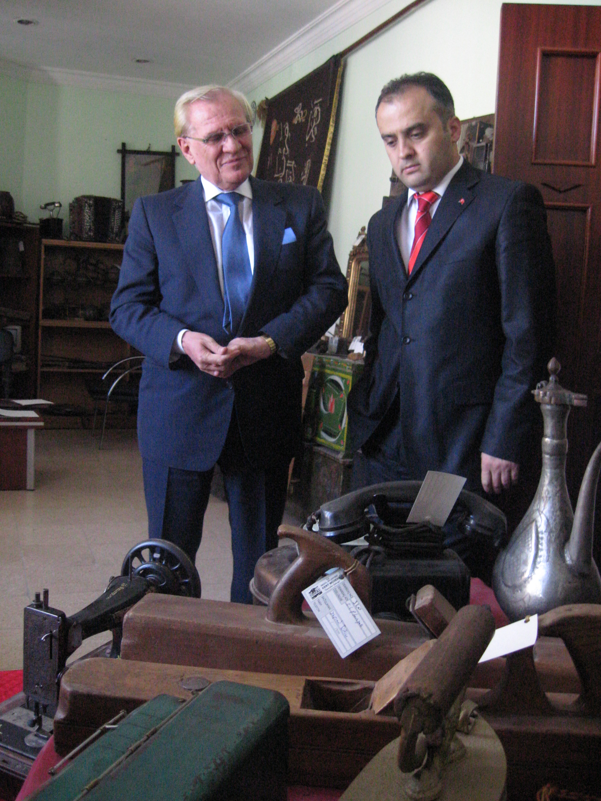 Demirören Grubu’ndan İnegöl’e Sürpriz Yatırım Arşivden 2008 Gençgazete (2)