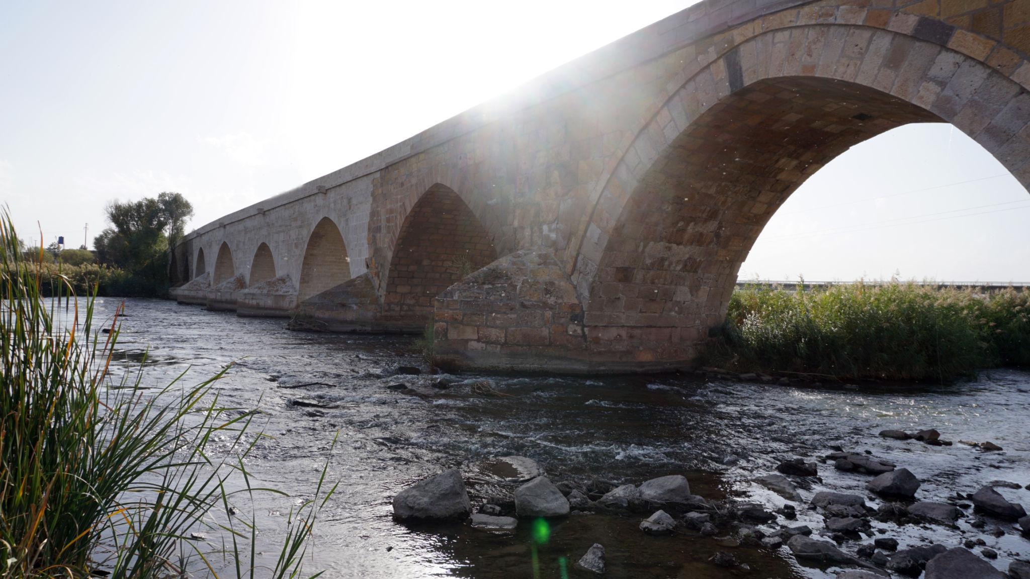 Deniz Ve Göl Üzerine Köprü Nasıl Yapılıyor Gencgazete (7)