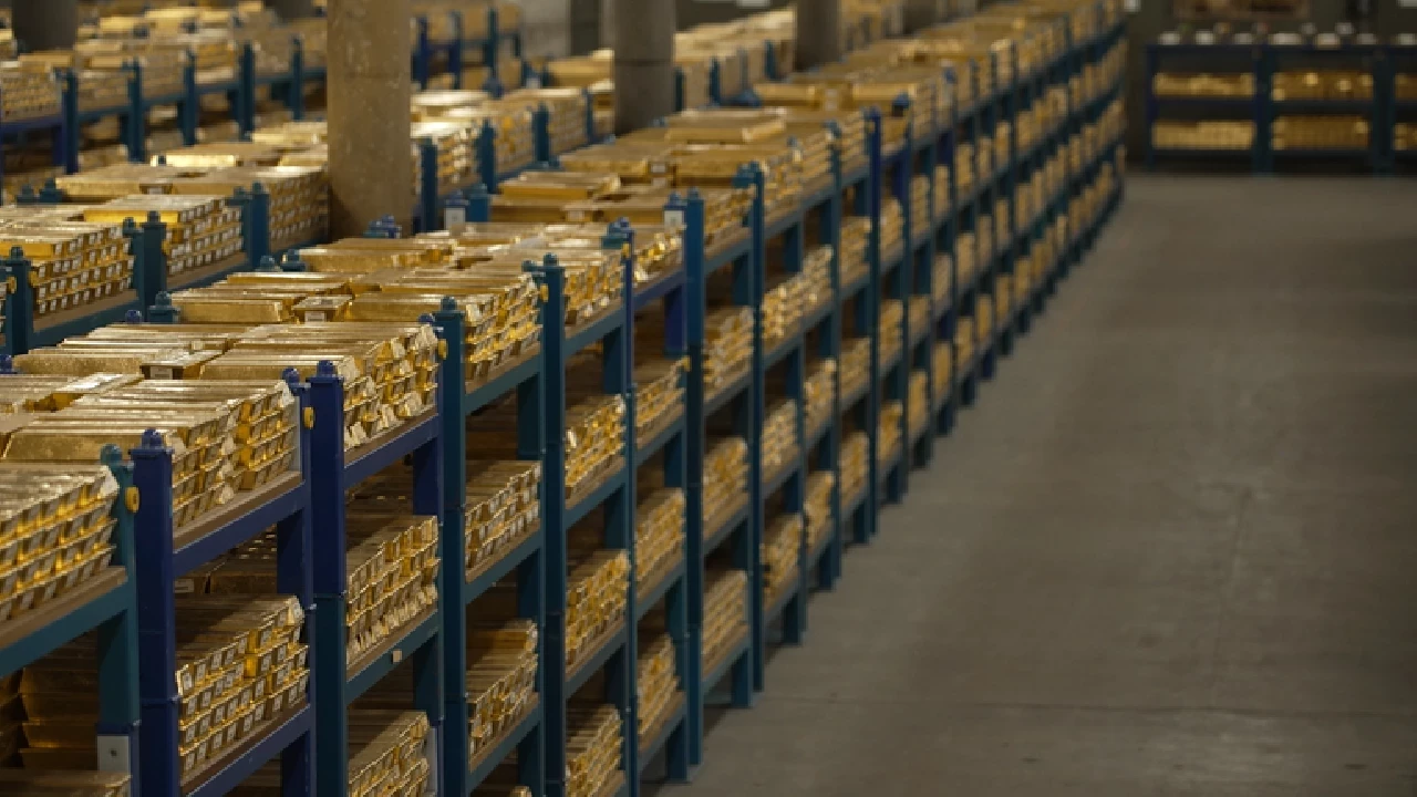 Dünyanın En Büyük Altın Deposuna Girildi! 60 Ülkenin Altınları Burada Saklanıyor-2