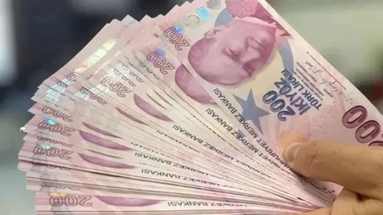 Emekliye Bayram İkramiyesi Artacak Mı Masadaki Rakamlar Ve Kimlerin Alacağı Netleşiyor (1)