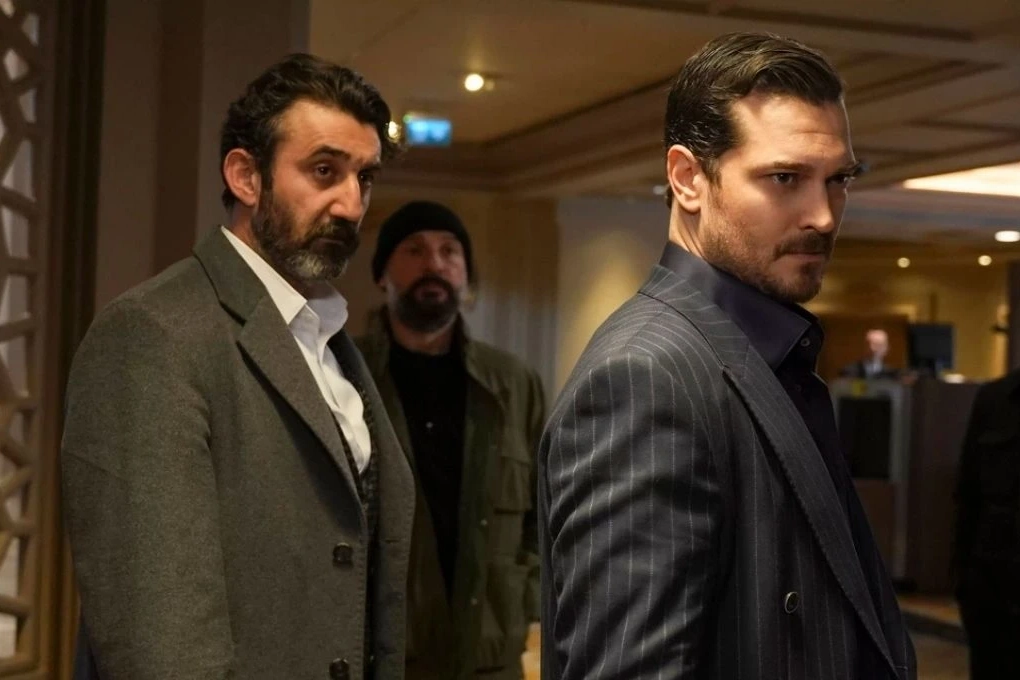 Eşref Rüya’da Yaprak Dökümü! Sevilen Karakter Diziden Ayrılıyor (1)