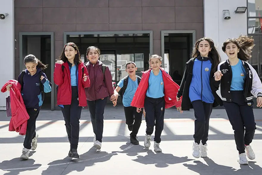 İkinci Ara Tatil Ne Zaman, Okullar Ne Zaman Kapanacak 2025 2026 Meb 2. Ara Tatil Takvimi (1)-1