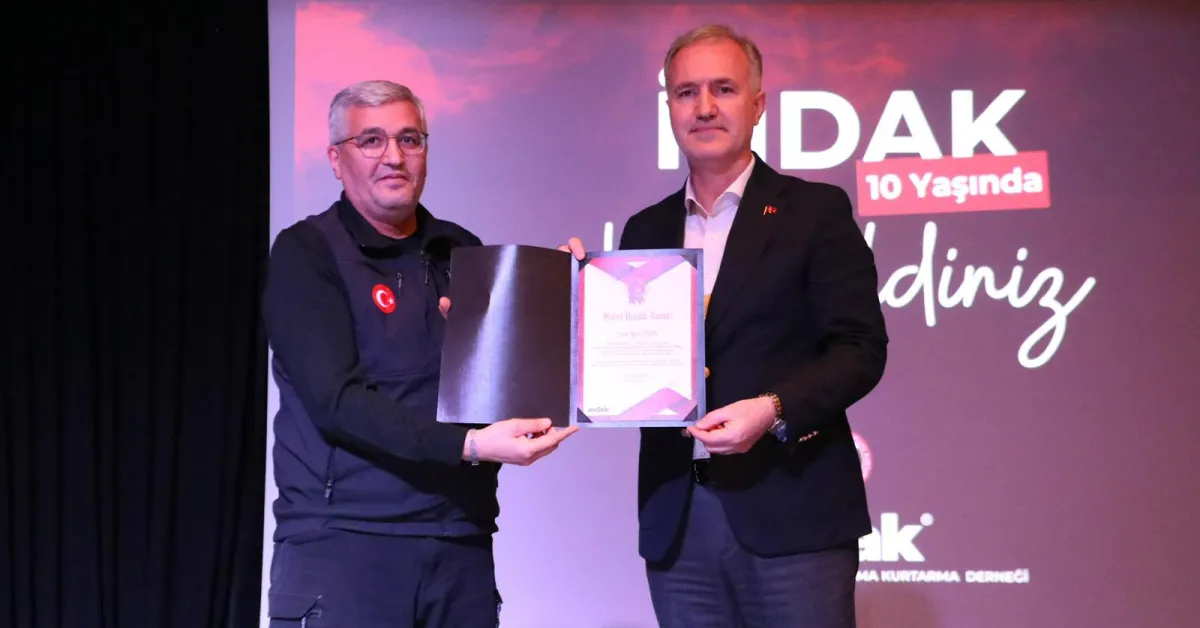 İndak 10 Yılda Enkazda Umut, Sahada Dayanışma Oldu (11)