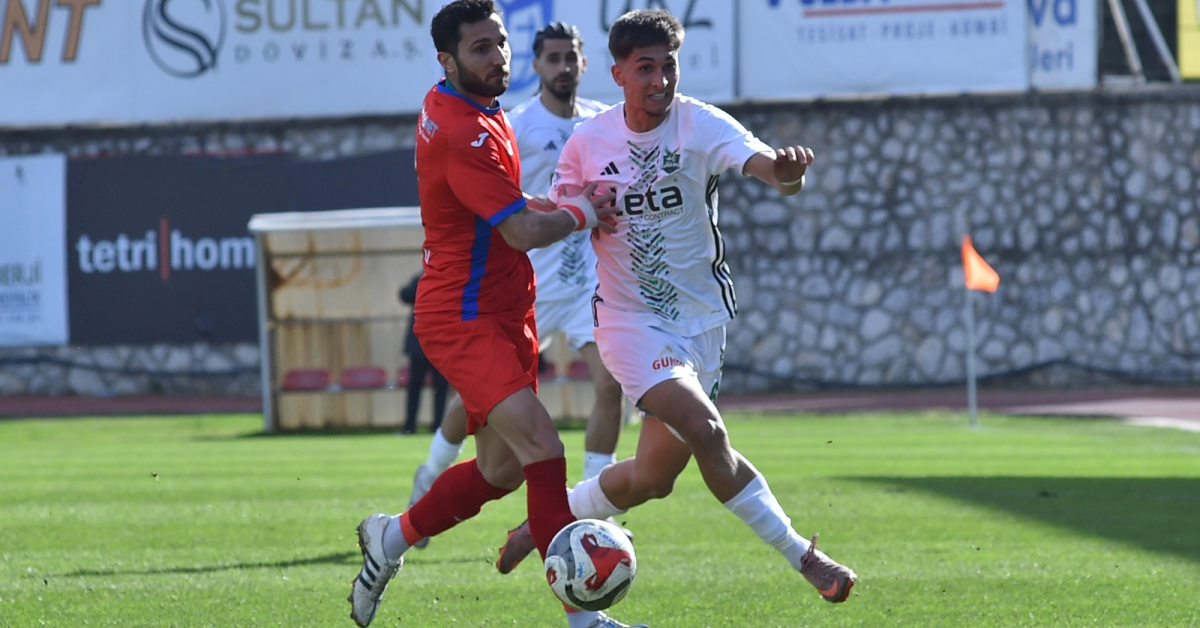 İnegöl Kafkasspor Silivrispor İlk Yarı Bitti (6)