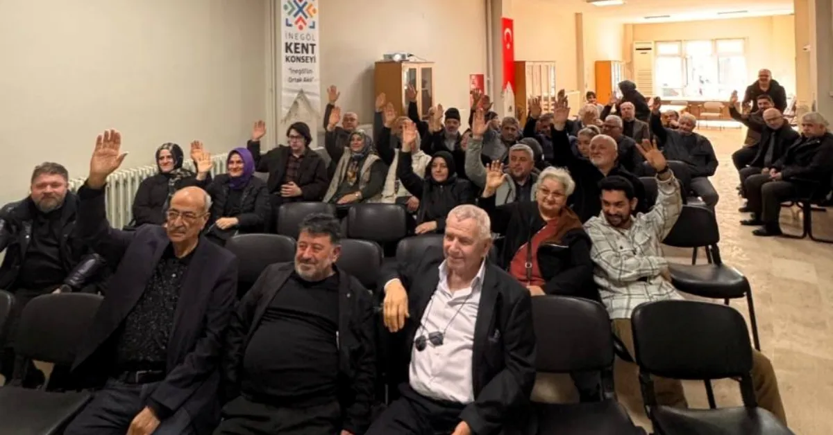 İnegöl Kent Konseyi'nde Kentsel Dönüşüm Toplantısı (3)