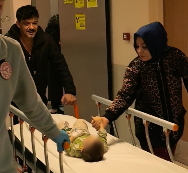 İnegöl'de 1 Yaşındaki Çocuk 2 Katlı Villa Düştü!-1