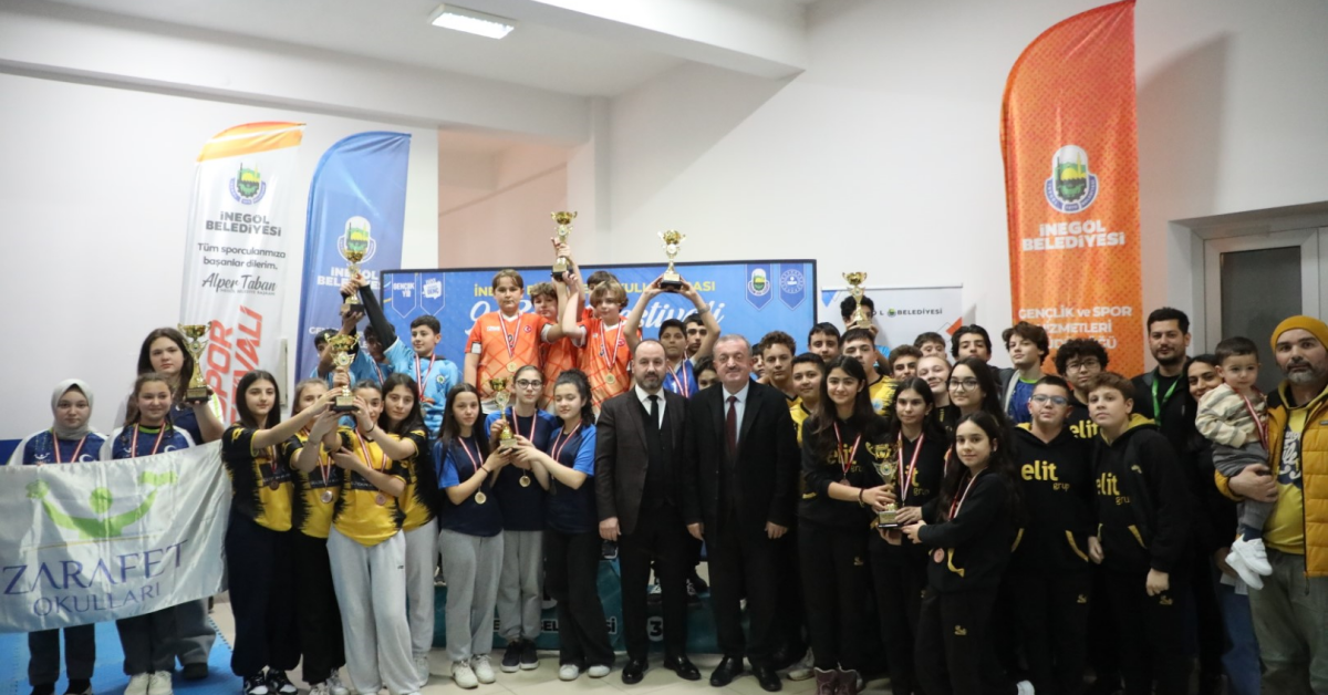 İnegöl’de Dart Turnuvasında Büyük Rekabet (2)