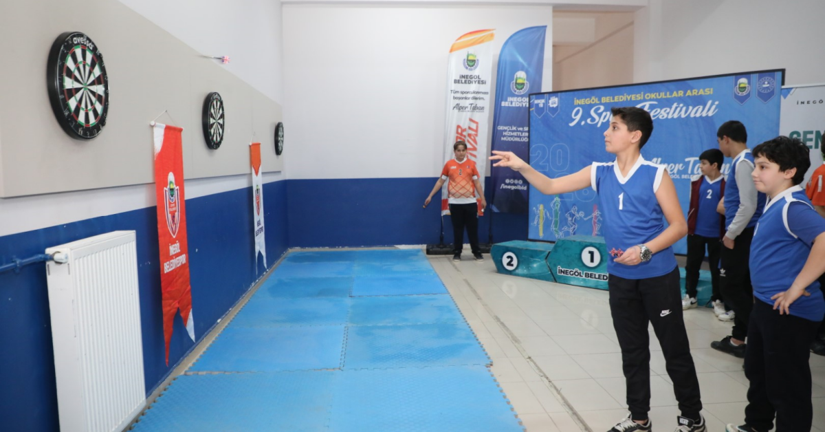 İnegöl’de Dart Turnuvasında Büyük Rekabet (5)