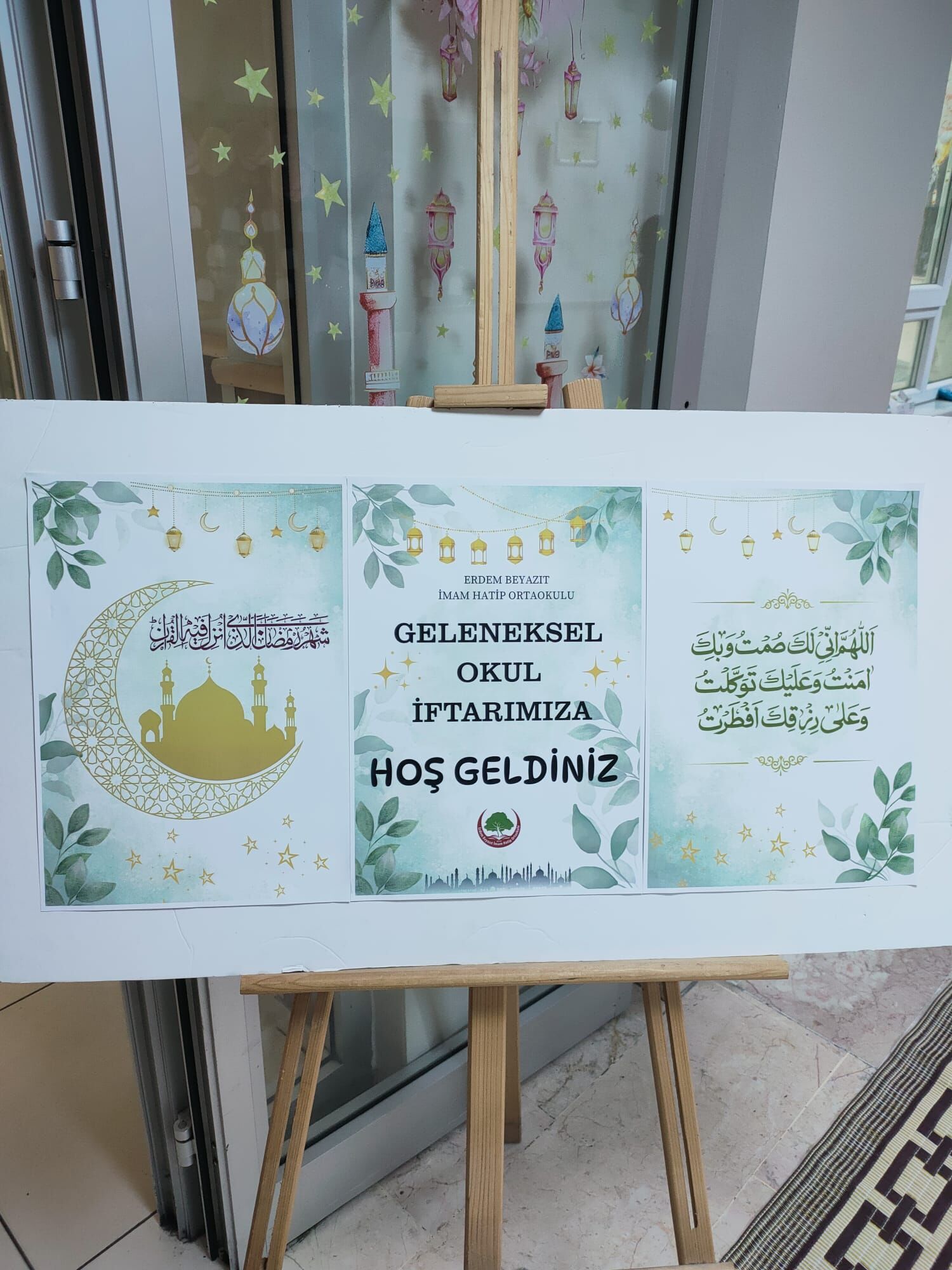 İnegöl'de Erdem Beyazıt İmam Hatip Ortaokulu’nda “Ramazan Sokağı” İftarına Yoğun İlgi (6)