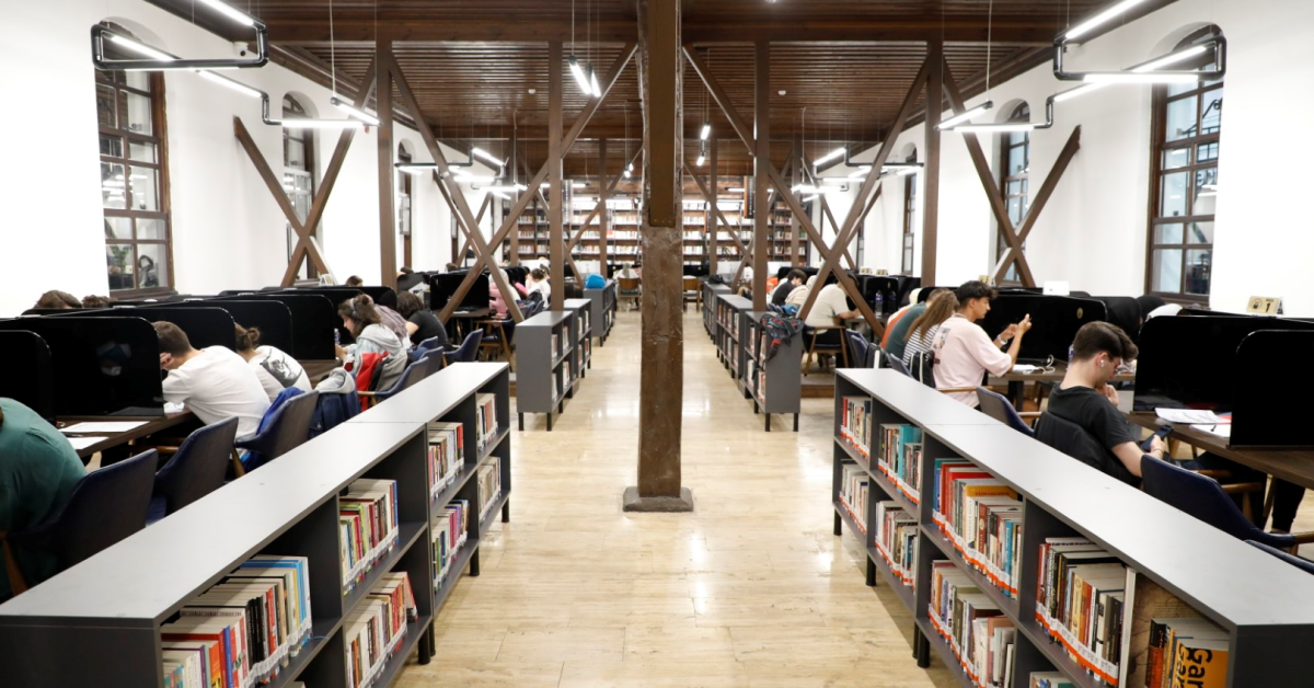 İnegöl'de Nöbetçi Kitaphanelerden 816 Bin 593 Kişi Faydalandı (6)