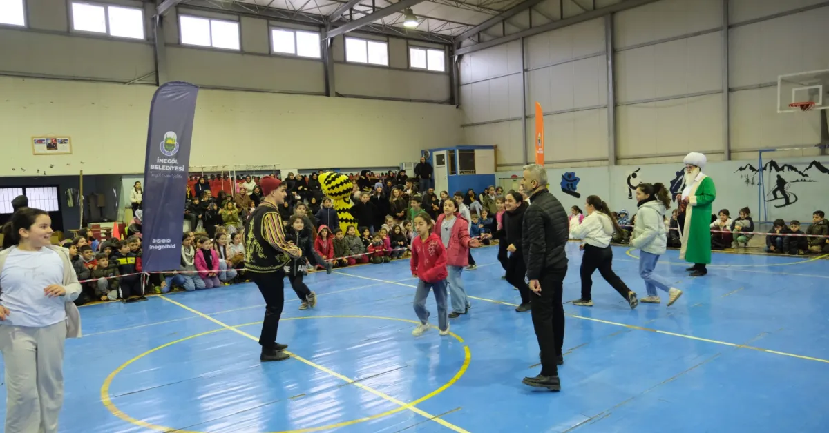 İnegöl’de Ramazan Coşkusu Zirveye Çıktı (5)