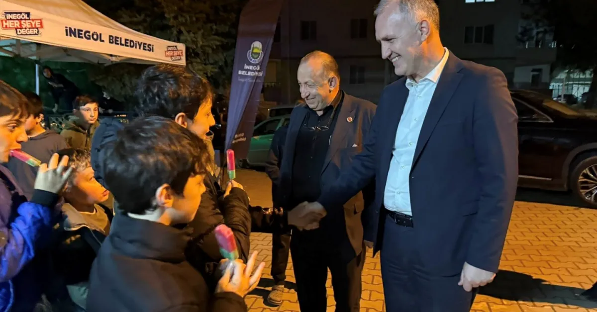 İnegöl’de Ramazan Coşkusu Zirveye Çıktı (8)