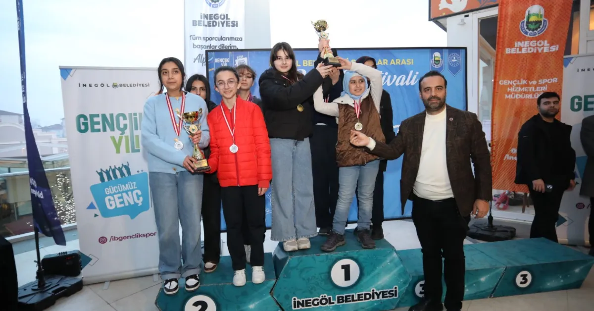 İnegöl’de Satranç Turnuvası Nefes Kesti (7)