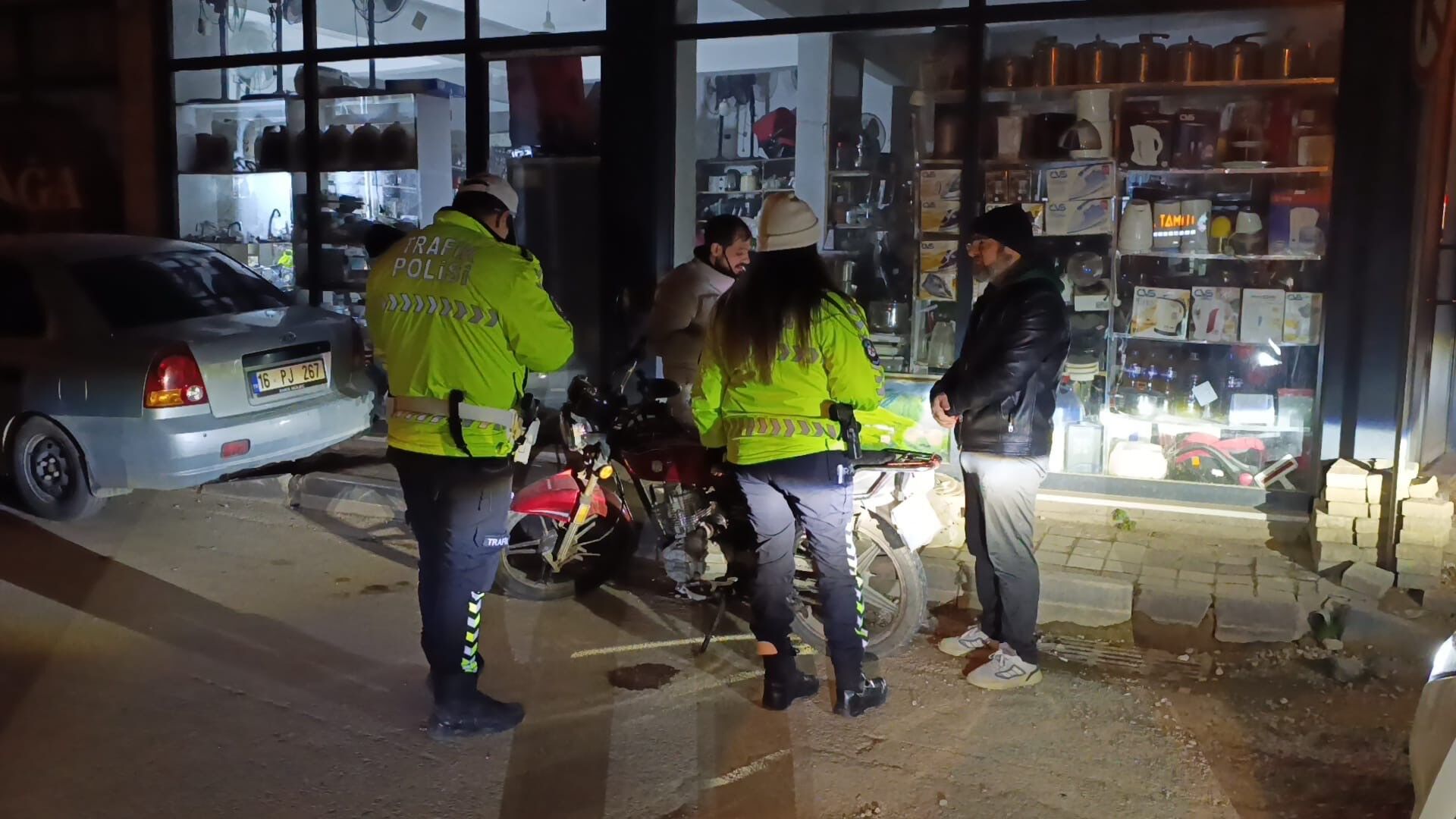 İnegöl'de Yeni Düzenlemede Ilk Ceza Yazıldı (3)