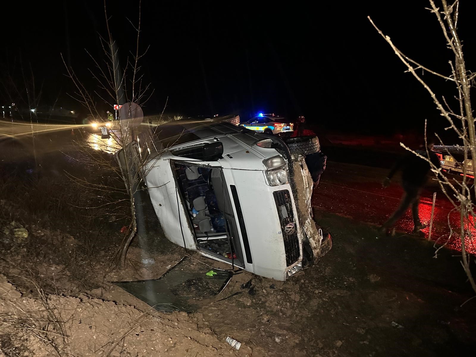 İşçi Servisi Şarampole Devrildi! 17 Yaralı (3)