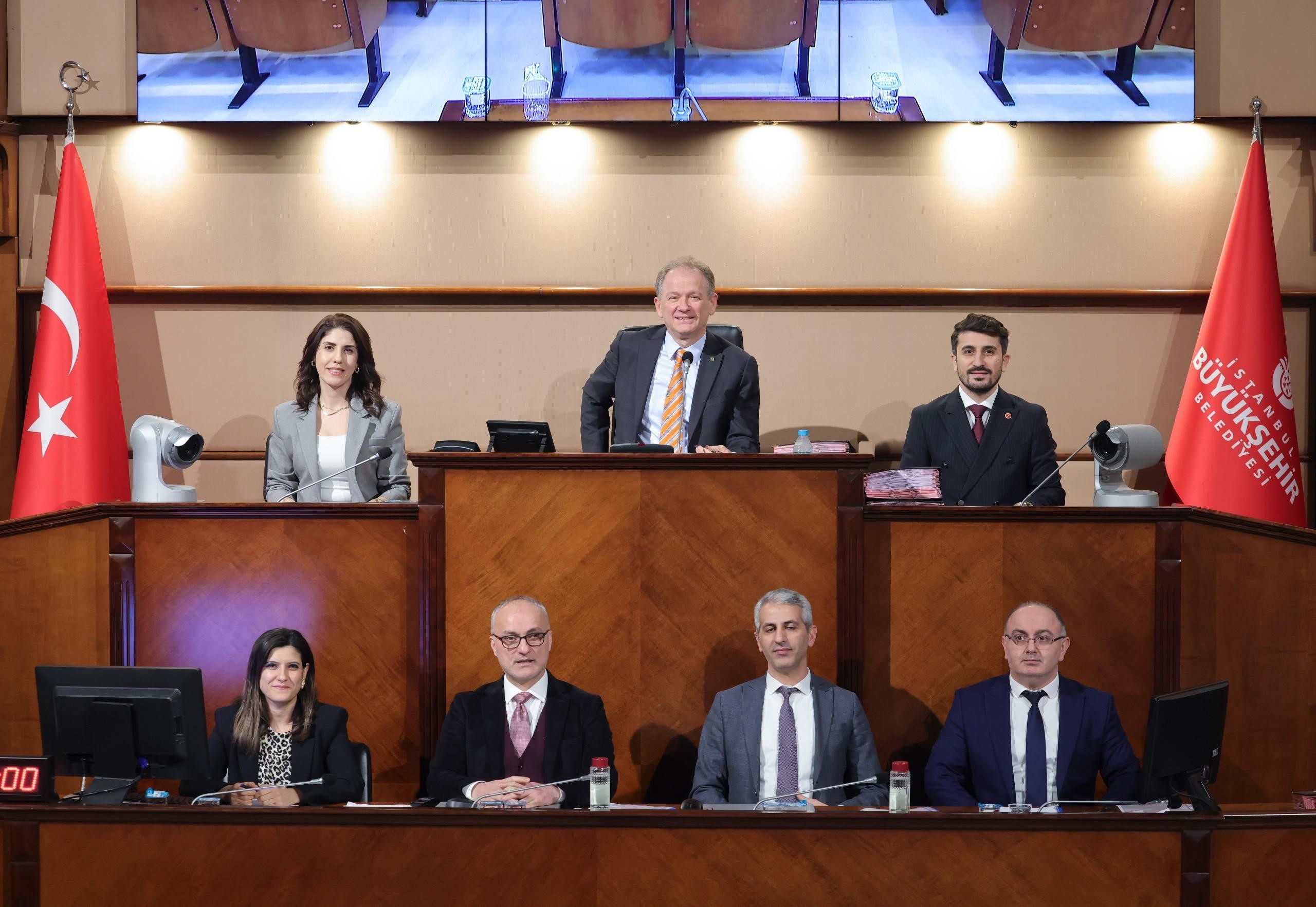 İstanbul'da Toplu Taşımaya Zam Yapıldı (2)