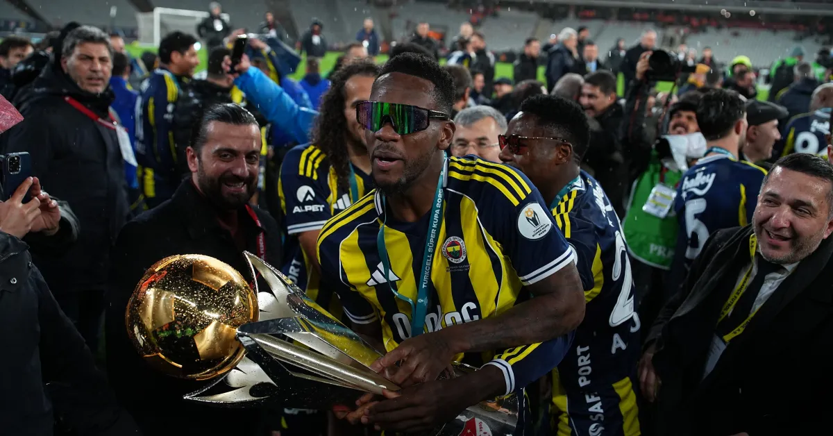 Jhon Duran’ın Fenerbahçe Serüveni 6 Ayda Sona Erdi (6)