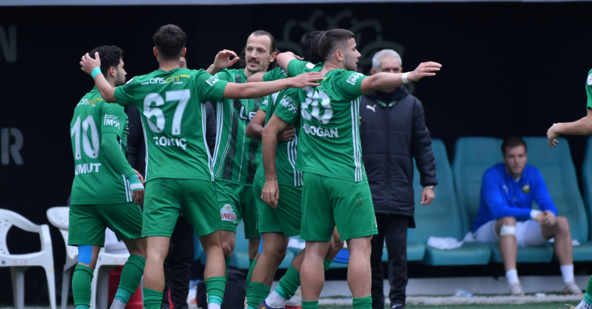 Nilüfer Fk – İnegöl Kafkasspor İlk Yarı Sonucu (1)