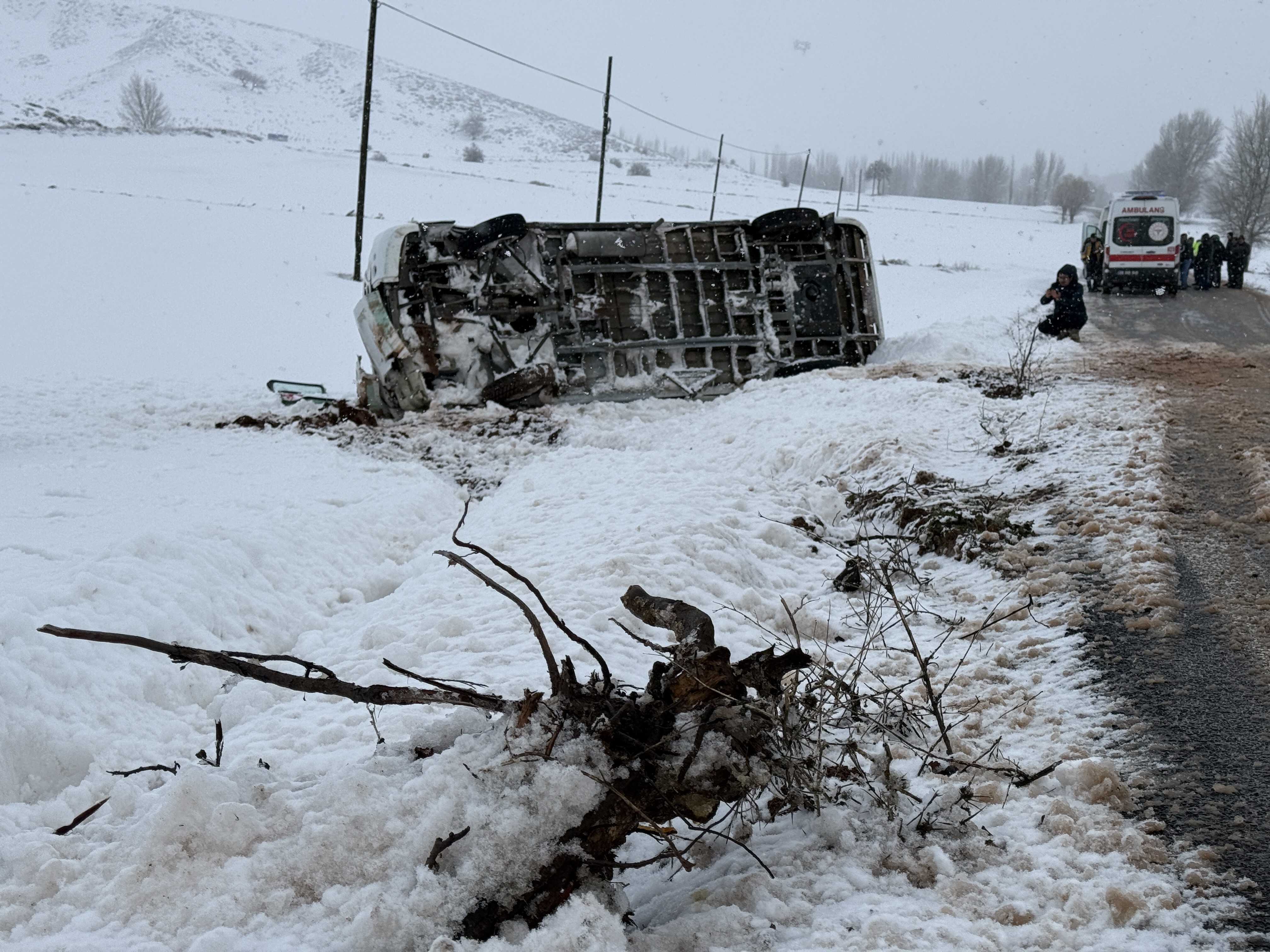 Öğrenci Servisi Devrildi! 14 Yaralı (2)