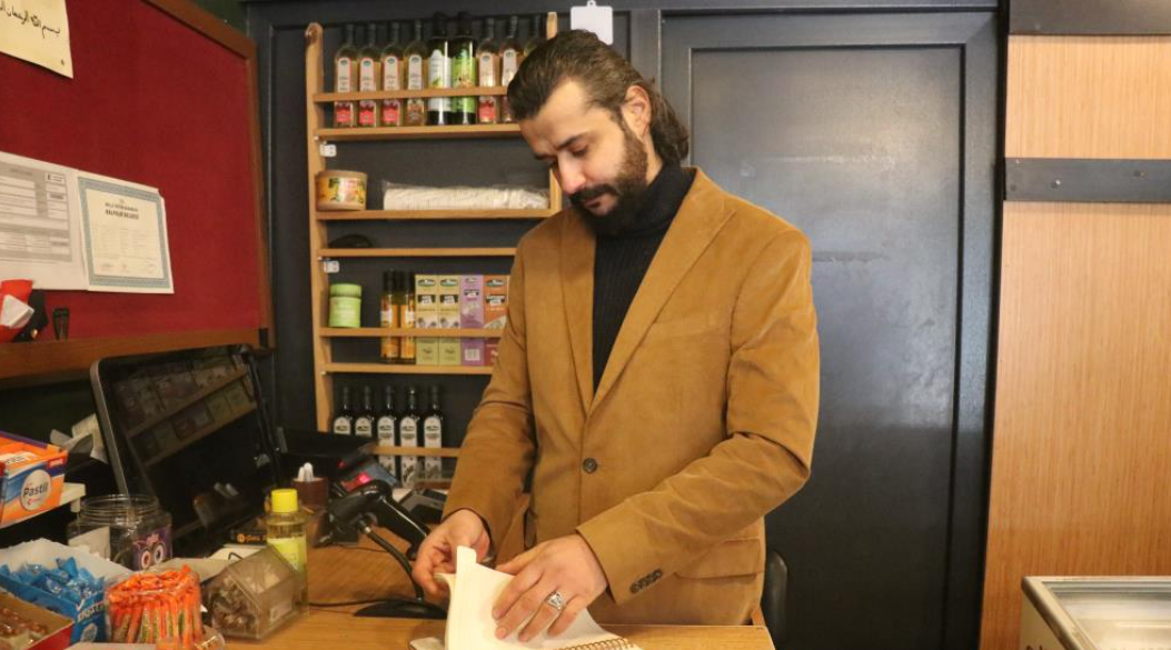 Ramazan Öncesinde Mahallenin Bakkal Borcunu Kapattı (3)