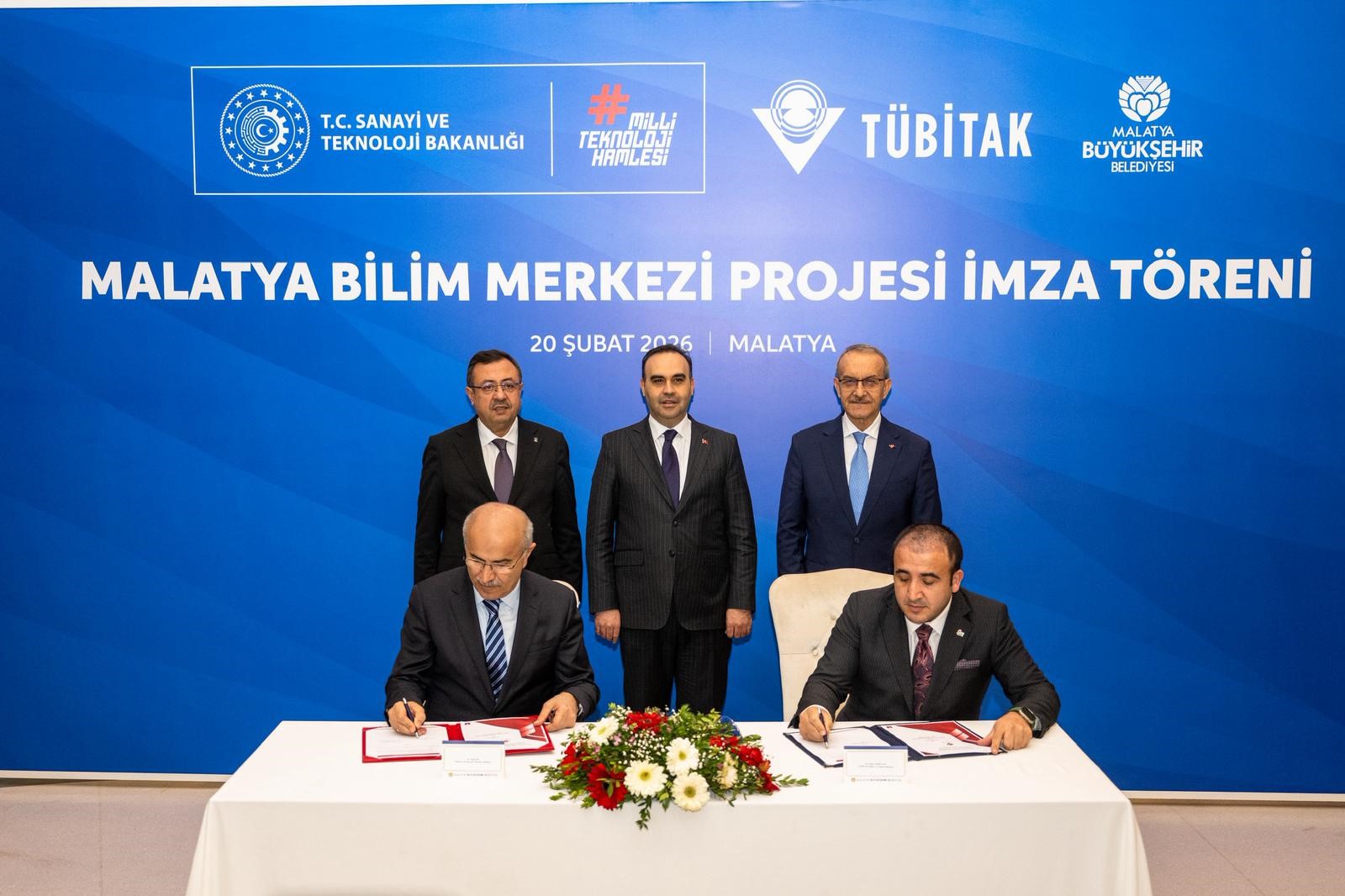 Sanayi Ve Teknoloji Bakanı Mehmet Fatih Kacır’ın Katılımıyla Malatya Bilim Merkezi Için Tübi̇tak Ile Büyükşehir Belediyesi Arasında Protokol Imzalandı (1)