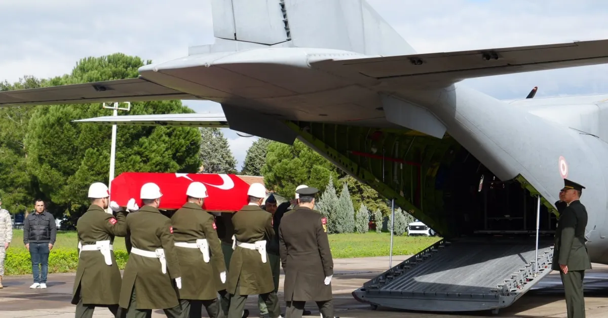 Şehit Pilot İbrahim Bolat İzmir’de Uğurlandı (2)