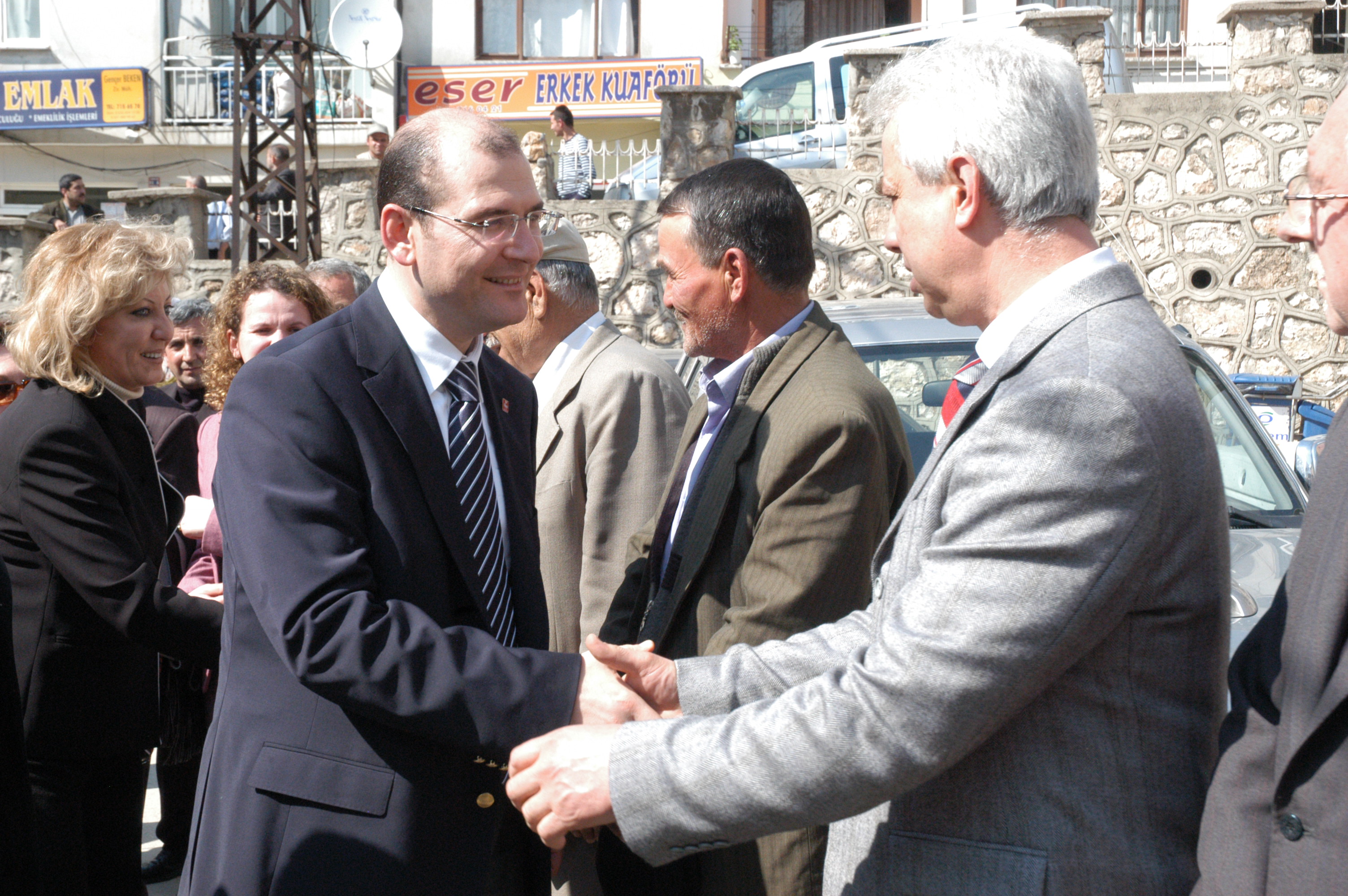 Süleyman Soylu İnegöl’de Çiftçilerle Arşivden 2008 Gençgazete (2)