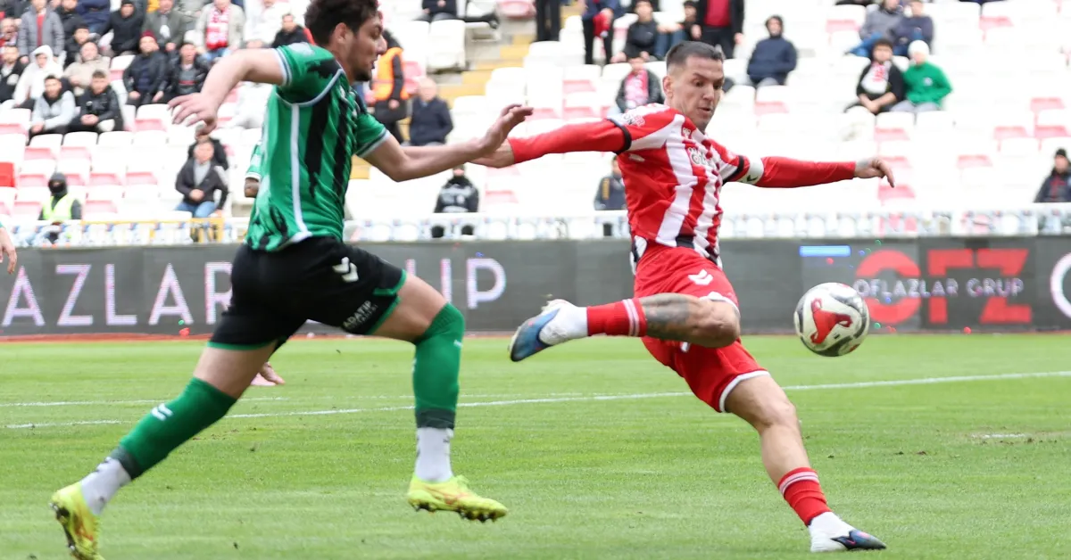 Trendyol 1. Lig Özbelsan Sivasspor Sakaryaspor Maç Özeti (2)