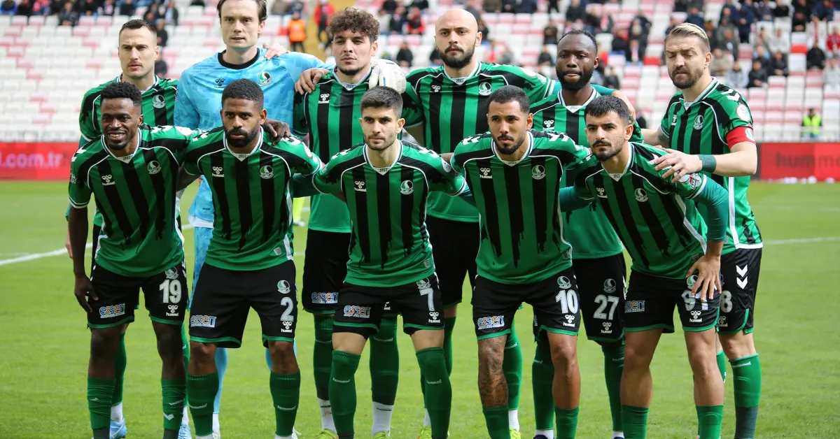 Trendyol 1. Lig Özbelsan Sivasspor Sakaryaspor Maç Özeti (5)