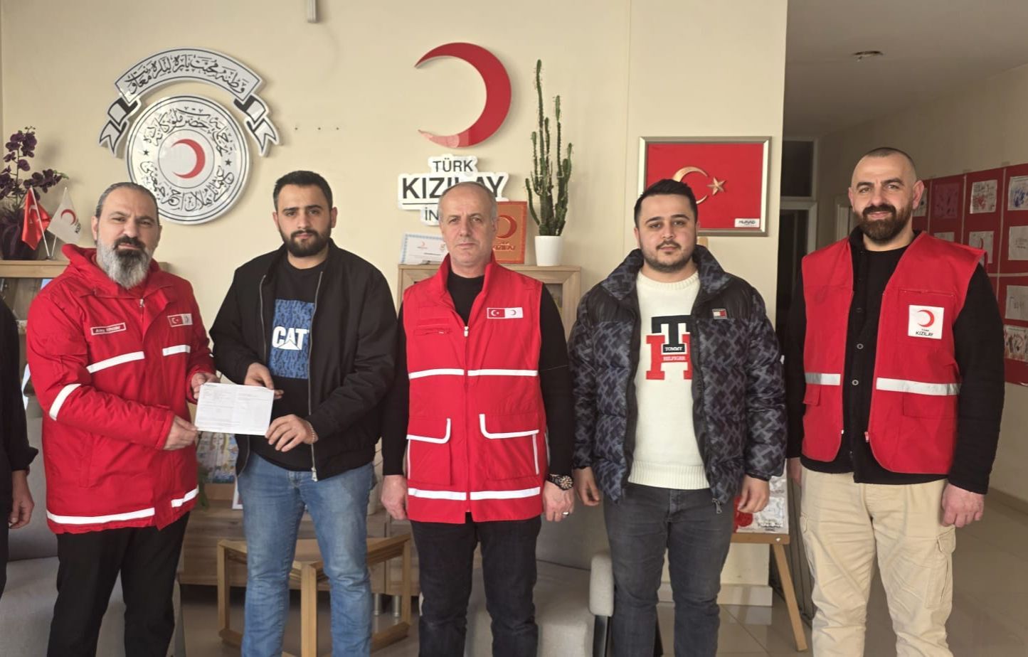 Ultras İnegöl’den Gazze’deki Iftar Sofralarına 366 Bin Tl’lik Destek