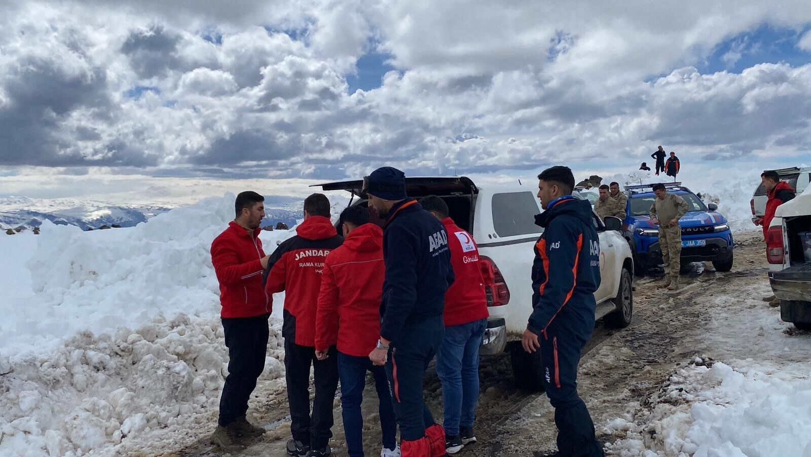 Ağrı Dağı’nda Kaybolan Dağcı Için Arama Çalışması Başlatıldı (1)