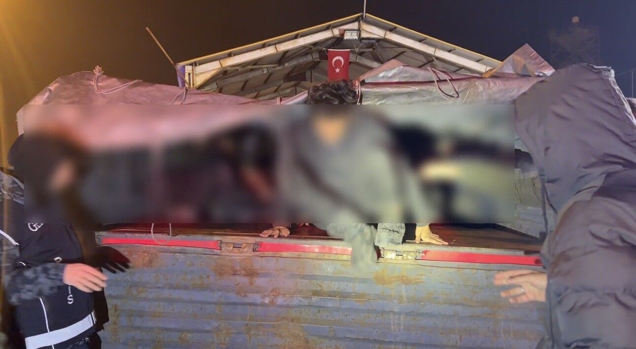 Ağrı'da 165 Düzensiz Göçmen Yakalandı (1)