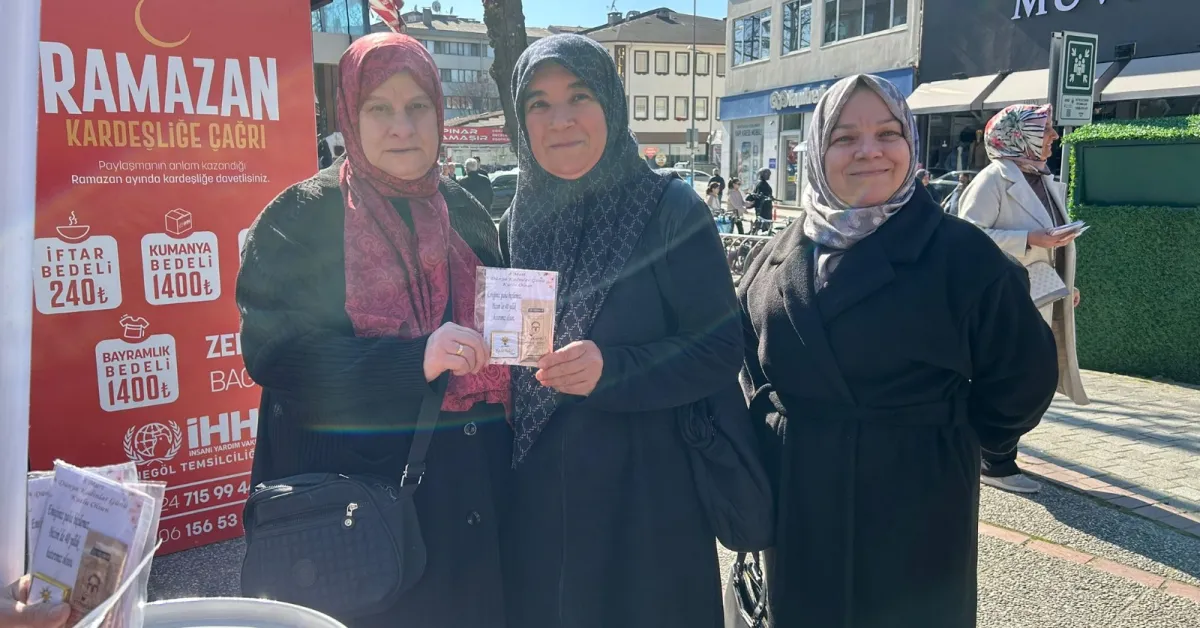 Ak Parti İnegöl Kadın Kolları 8 Mart'ta Kadınların Yanında Oldu (3)