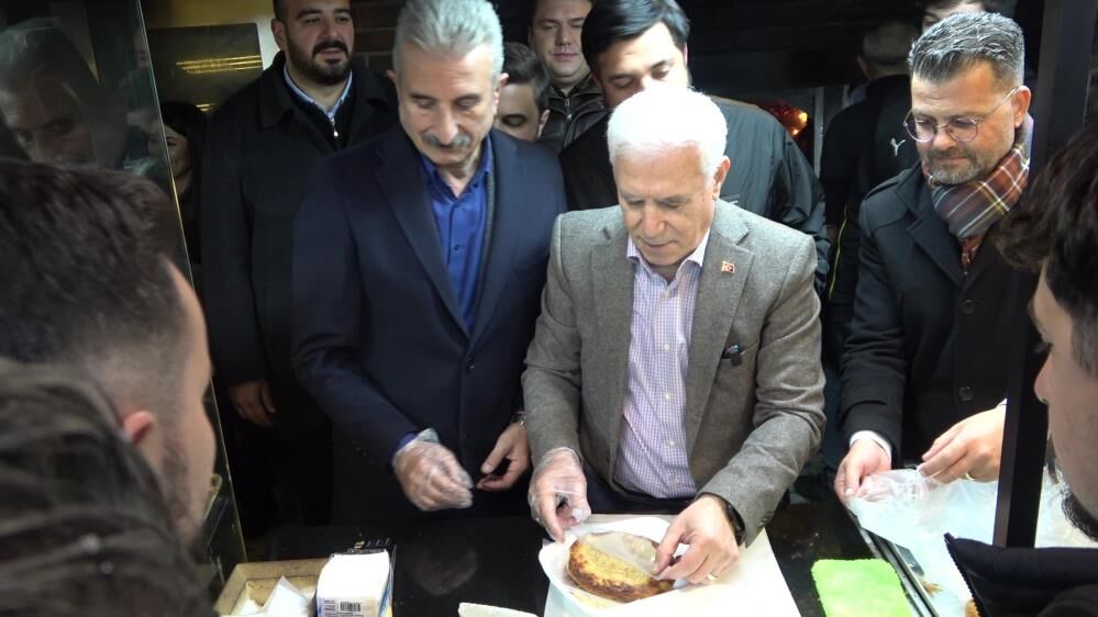 Başkan Bozbey Sahurda Vatandaşlarla Buluştu! (3)