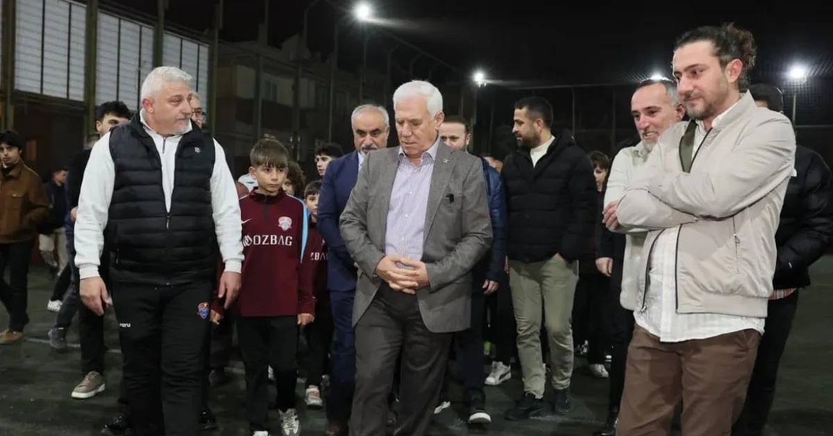 Başkan Bozbey’den İnegöl Karadeniz Güvenspor’a Saha Yenileme Sözü (5)