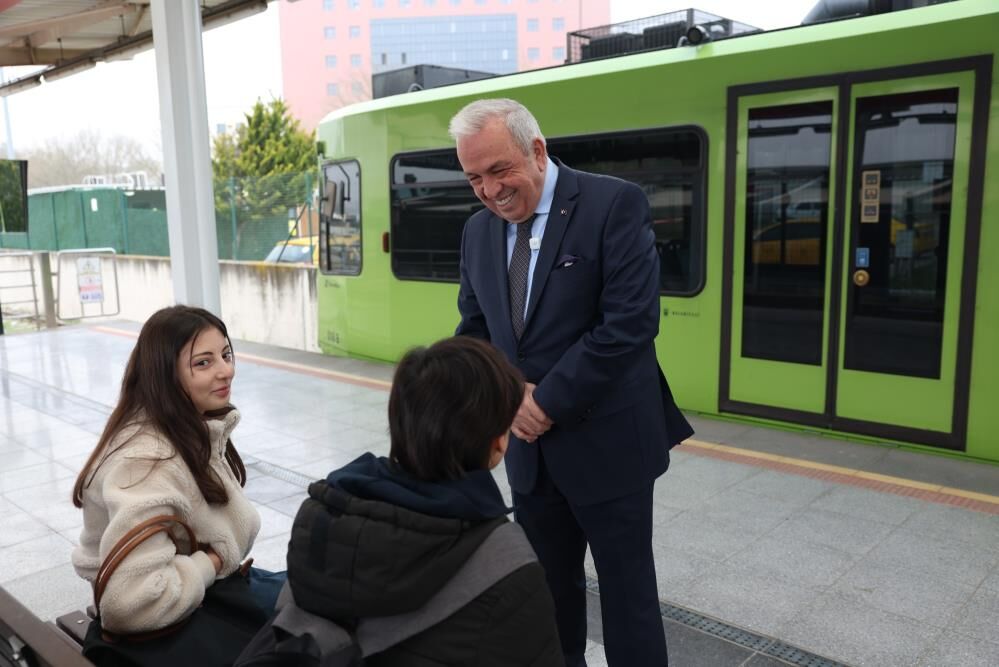 Başkan Özdemir’den Mesai Öncesi Metro Sürprizi! (2)