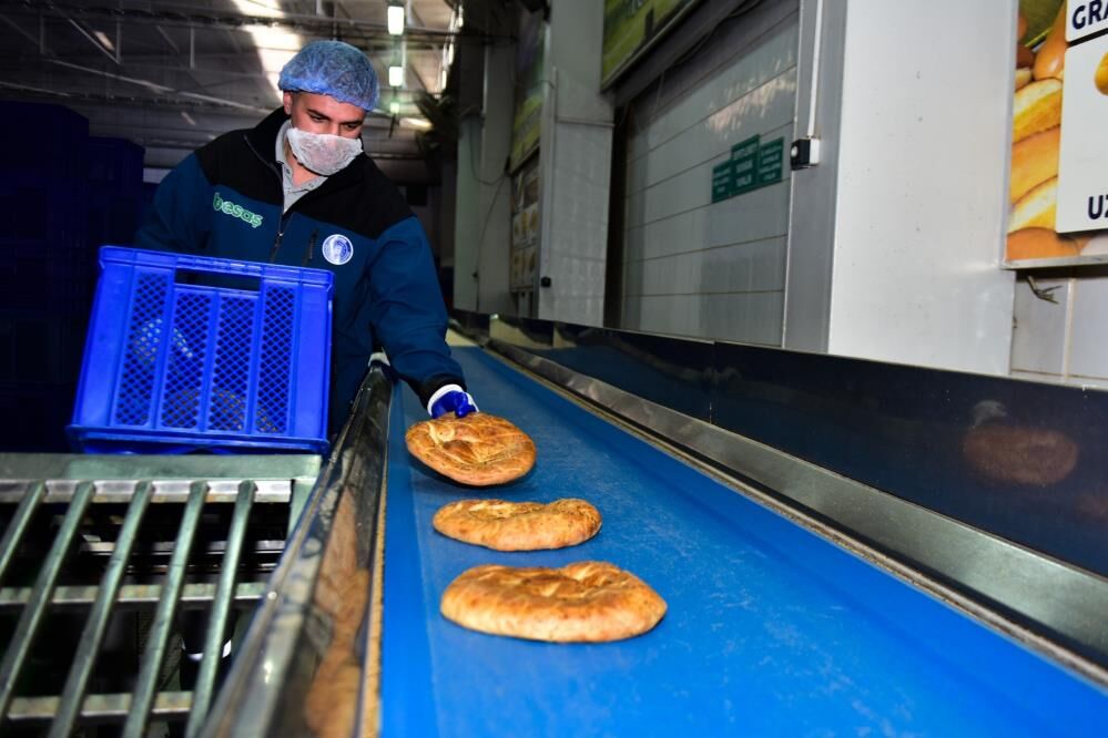 Besaş'ın Ramazan Pidesine Büyük Ilgi! Her Gün On Binlerce Satılıyor (1)