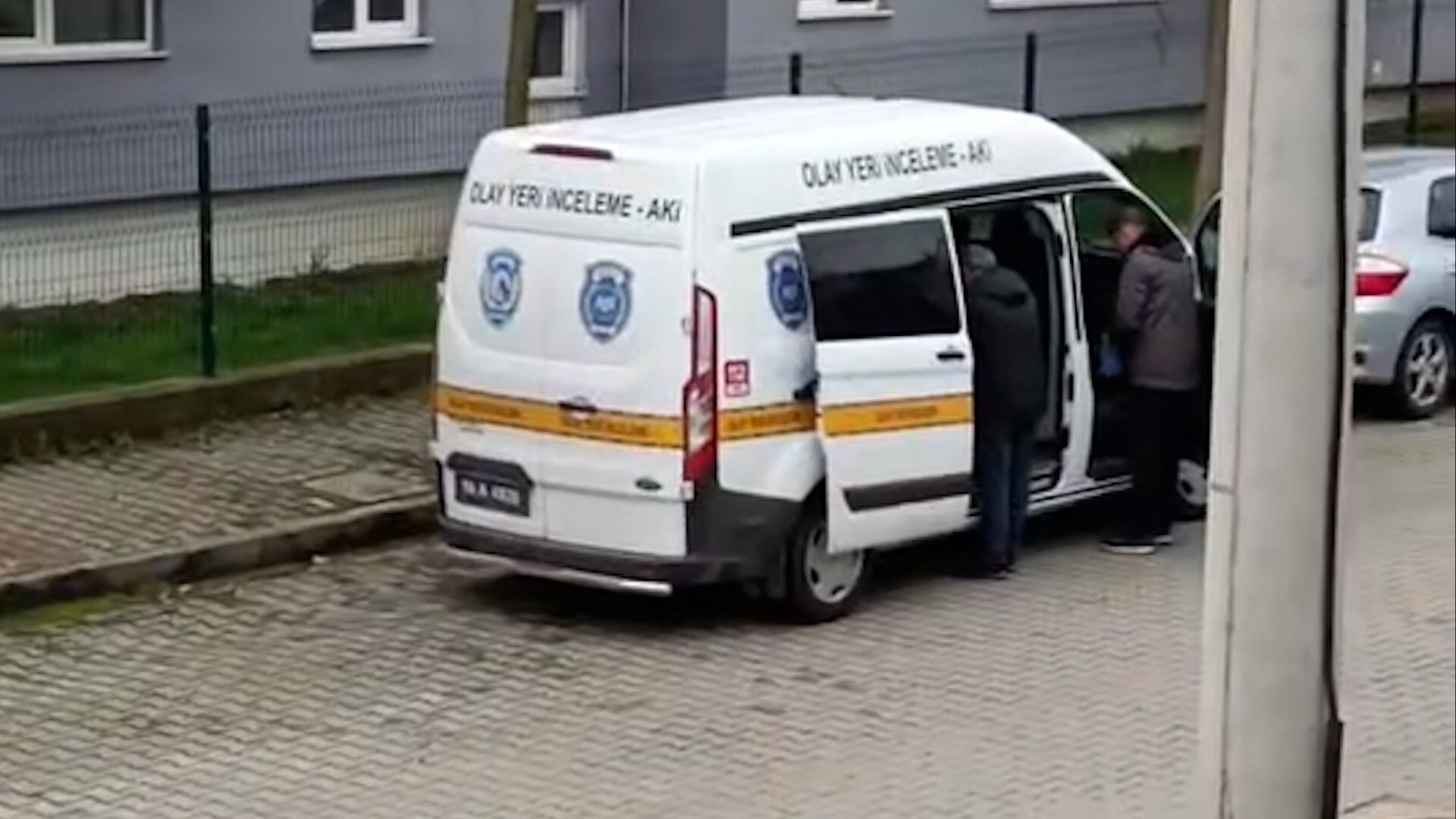 Bolu'da Çalıntı Tır Sokakta Park Halinde Bulundu (1)