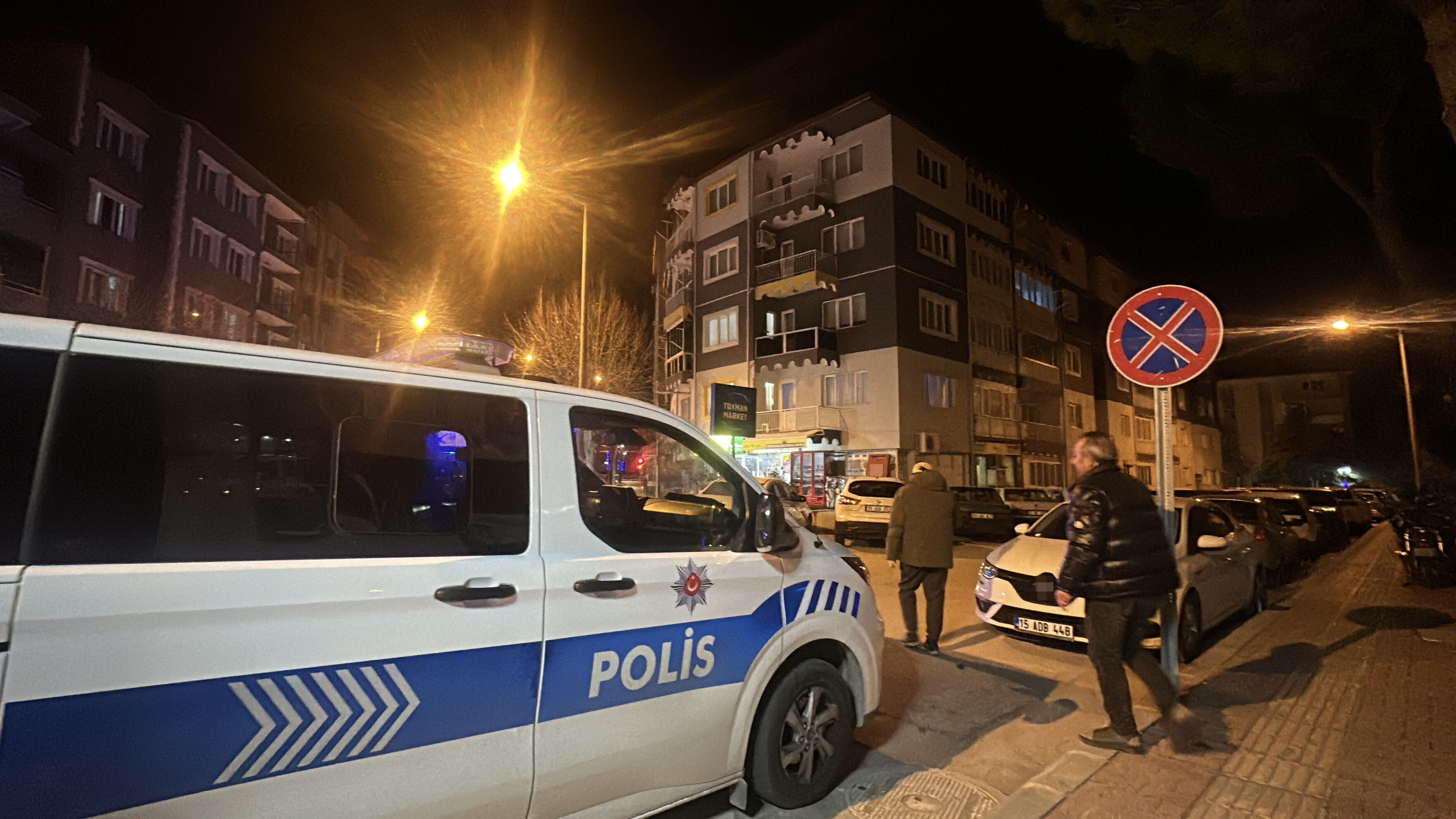 Burdur'da Yalnız Yaşayan Adam Evinde Ölü Bulundu (3)