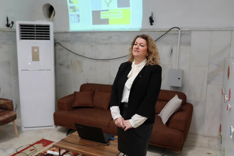 Bursa'da 8 Mart’a Özel Kadın Hakları Konuşuldu! (2)