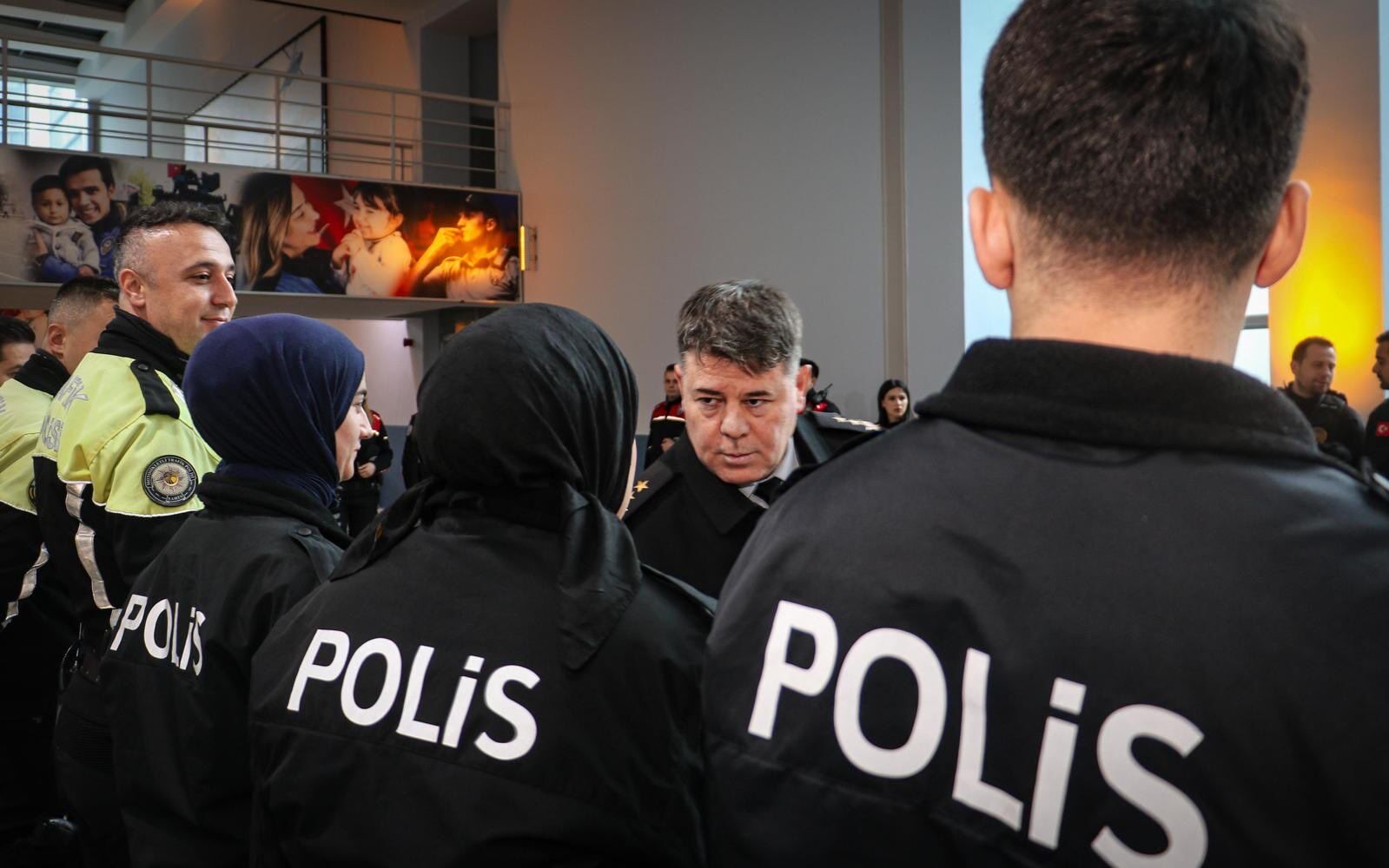 Bursa’da Bayramlaşma Programında Protokol Emniyet Ve Hastanede Bir Araya Geldi (1)