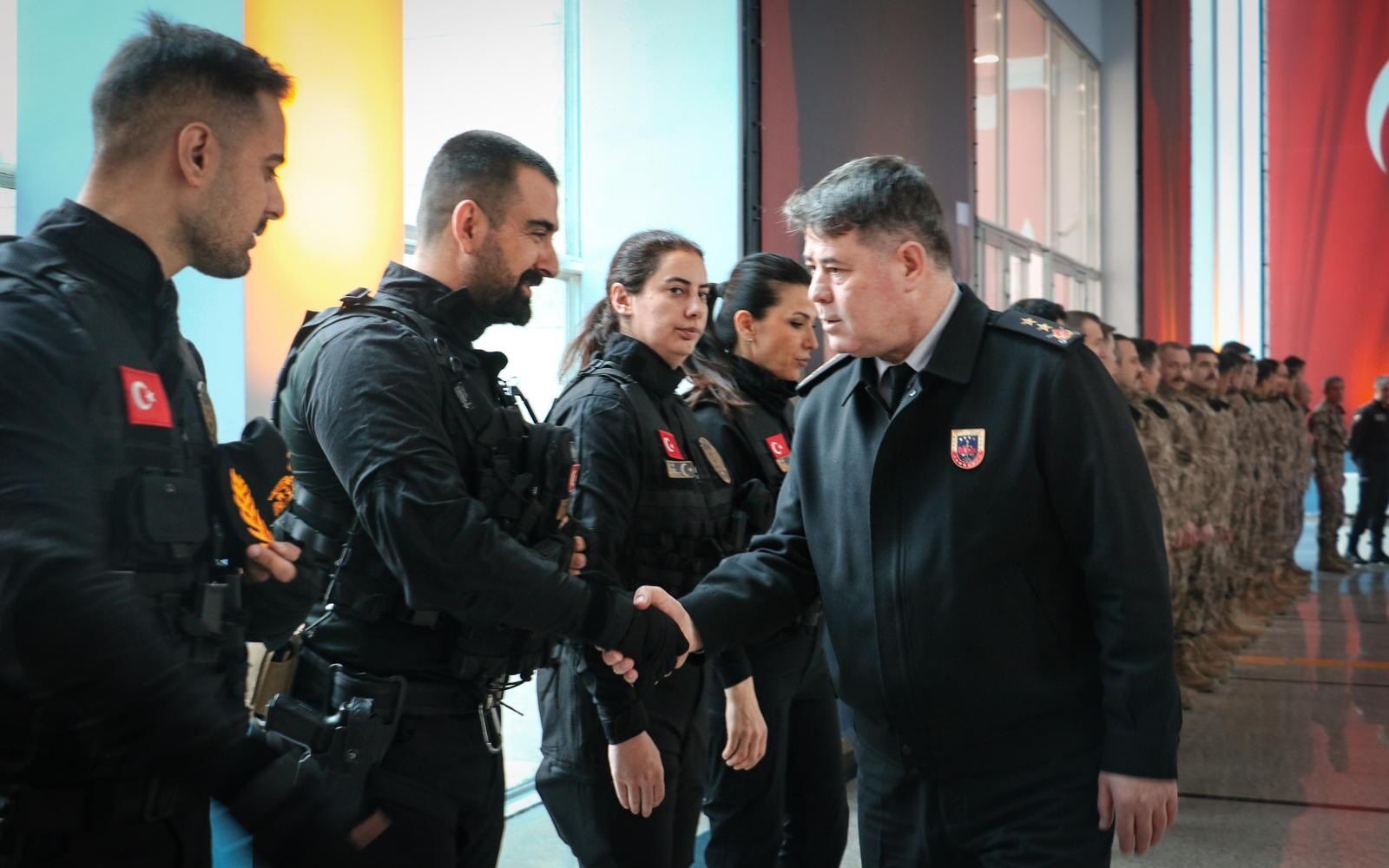 Bursa’da Bayramlaşma Programında Protokol Emniyet Ve Hastanede Bir Araya Geldi (2)