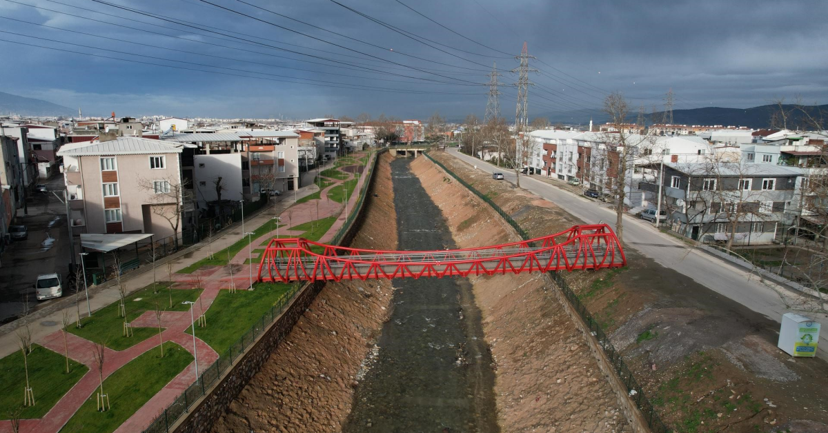 Bursa'da Deliçay Dere Yatağı Yenilendi, Park Alanına Dönüştü (2)