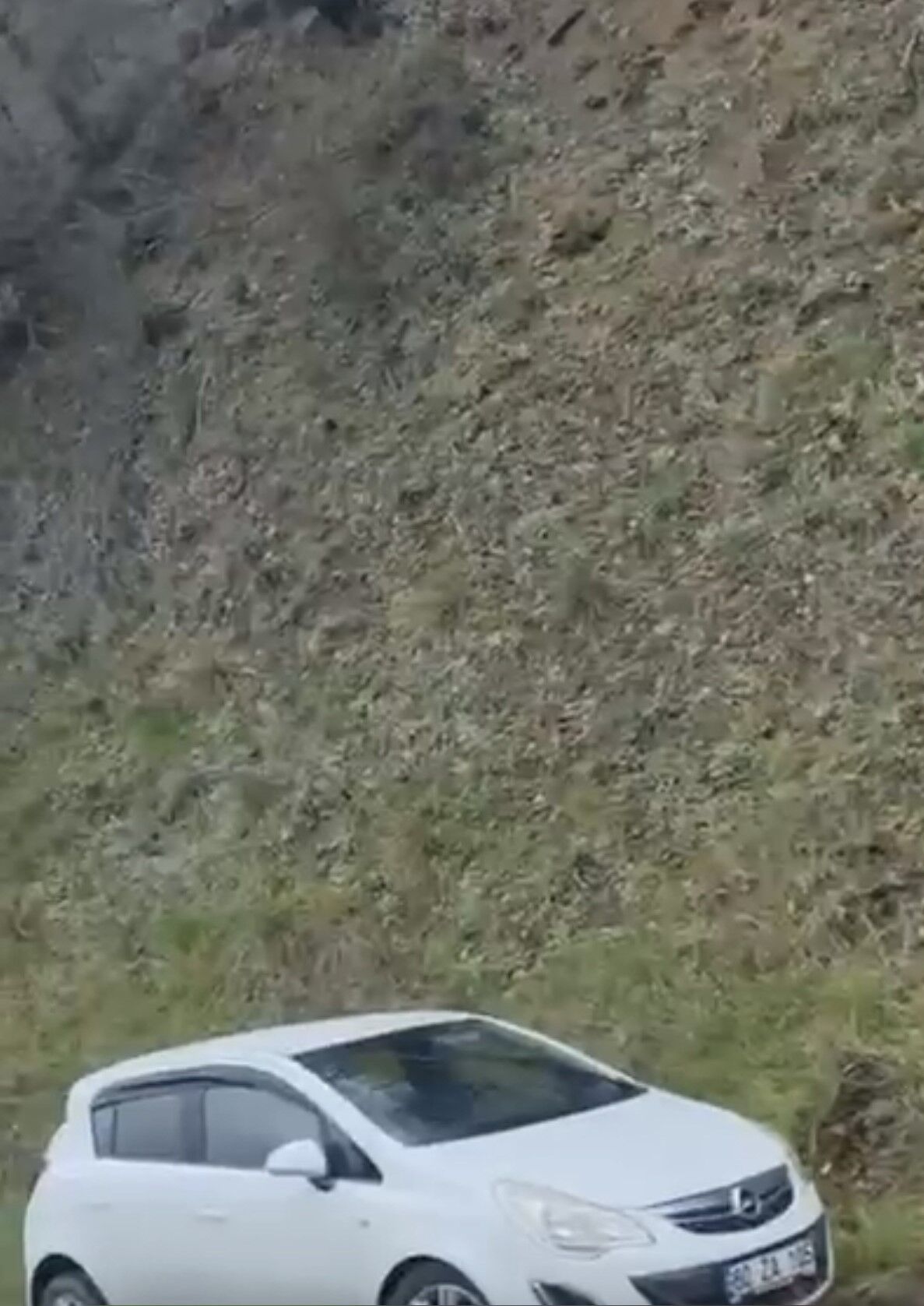 Bursa'da Feci Kaza! Araç Takla Attı (2)