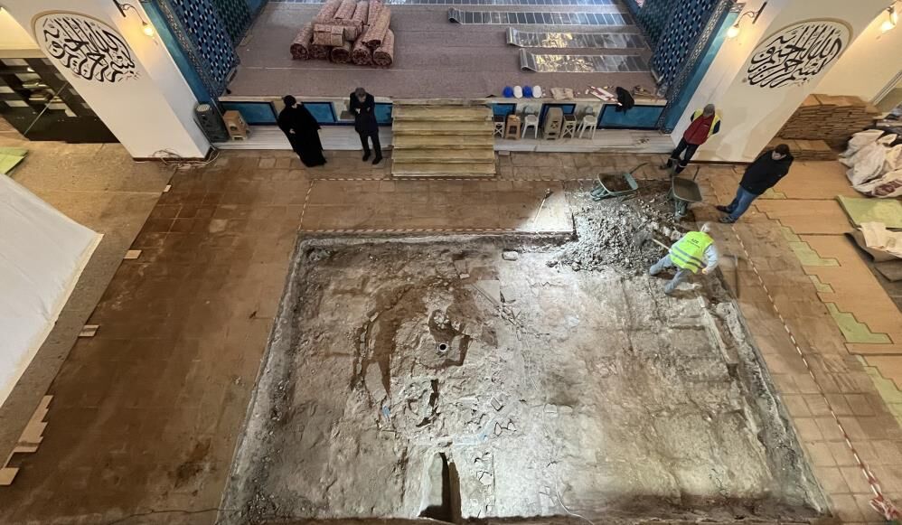 Bursa'da Muradiye Camii'nde 600 Yıllık Havuz Ortaya Çıktı! (5)