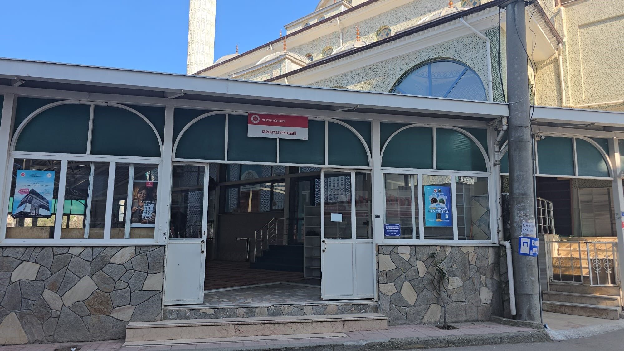 Bursa'da Oltalı Hırsız Camiden Mikrofon Çaldı (3)