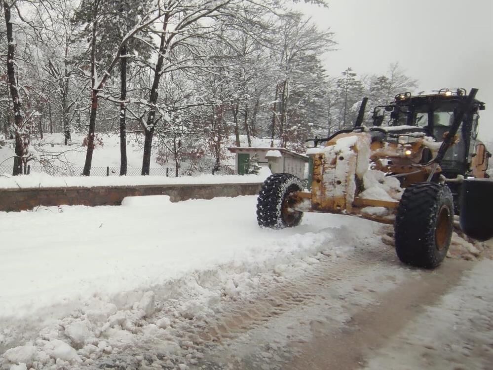 Bursa'nın Yüksek Kesimlerine Kar Yağıyor! (1)
