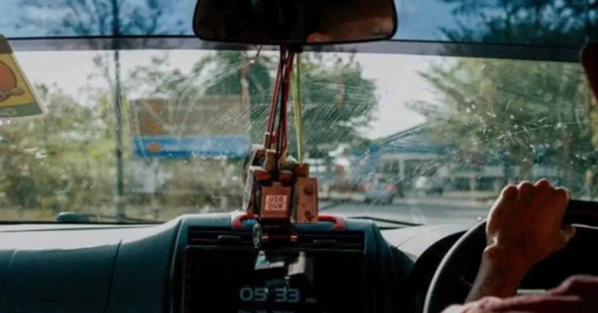 Dikiz Aynasına Koku Asmak Yasak Mı 2 Bin 167 Tl Ceza İddiaları Gerçek Mi2 Gencgazete